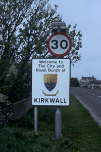 Kirkwall�̒��܂ł͂��Ə���